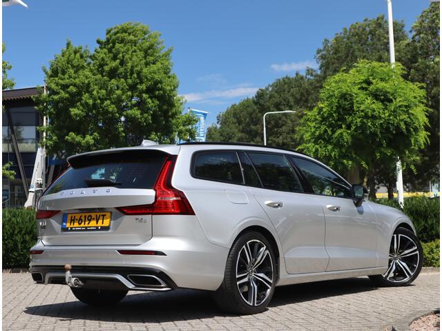 Volvo V60 2.0 T4 R-Design / Panoramadak / Trekhaak