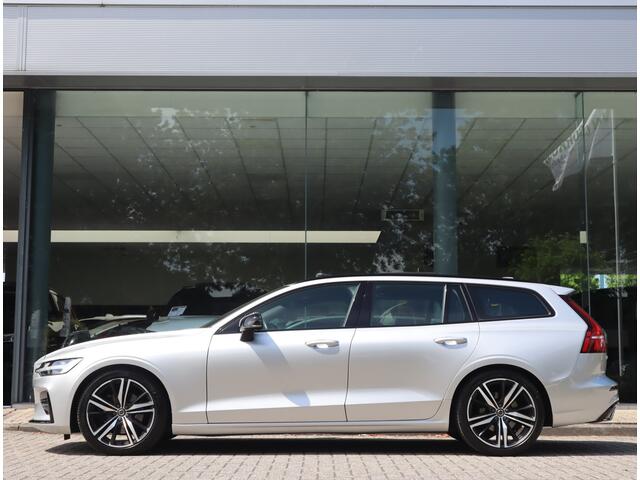 Volvo V60 2.0 T4 R-Design / Panoramadak / Trekhaak