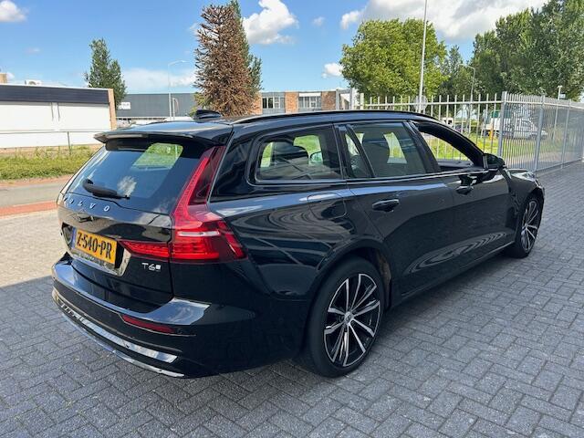 Volvo V60 2.0 T6 Plug-in hybrid AWD Plus Dark 186 KW