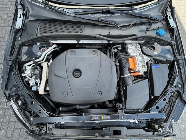 Volvo V60 2.0 T6 Plug-in hybrid AWD Plus Dark 186 KW