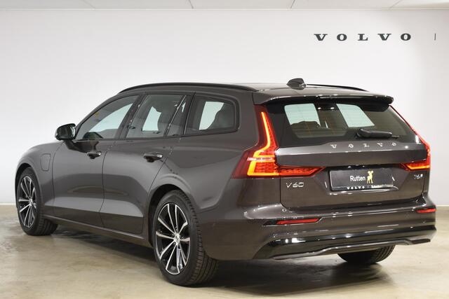 Volvo V60 T6 350PK Automaat AWD Plus Dark / Navigatie / 360 Camera / Panorama Dak / Adaptieve Cruise Control / Harman Kardon / Elektrische Stoelen / LM Velgen / Trekhaak /