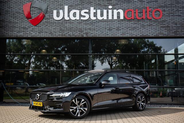 Volvo V60 2.0 B3 Momentum Business , Pano dak, Adap. cruise, Trekhaak,