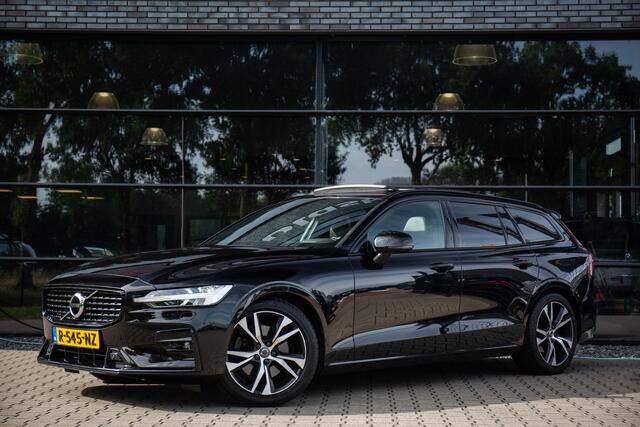 Volvo V60 2.0 B3 Momentum Business , Pano dak, Adap. cruise, Trekhaak,
