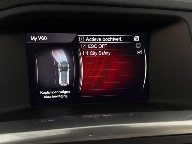 Volvo V60 1.5 T3 Polar+ | Achteruitrijcamera | Stoelverwarming | Lederen bekleding | Verwarmbare voorruit | Zwarte Hemel | Getint Glas |