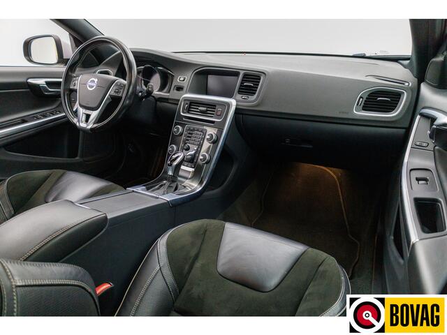 Volvo V60 2.0 D3 150 PK R-Design Ocean Race Business Schuifkanteldak | Leer/Alacntara | Winterpakket Navigatie, Lane-assist, Achteruitrijcamera, El. verstelbare stoelen, Afn.trekhaak
