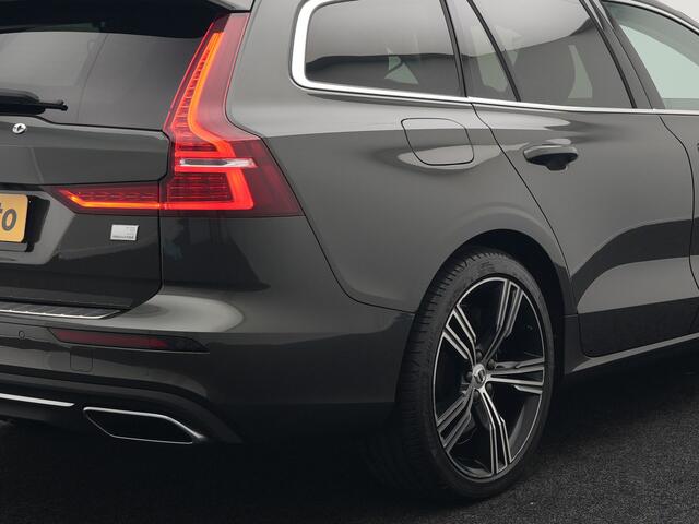 Volvo V60 T8 Recharge AWD Inscription Plug In Hybrid 392pk PHEV | Dealer O.H | Panodak | Adaptive cruise | Lederen sporstoelen massage | Harman Kardon | Apple Carplay | Camera | Keyless | Pilot assist | Stoel & Stuurverwarming | L.M. 19" |