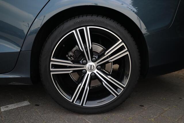 Volvo V60 2.0 B4 Inscription l 360 Camera l Panoramadak | Leder interieur |
