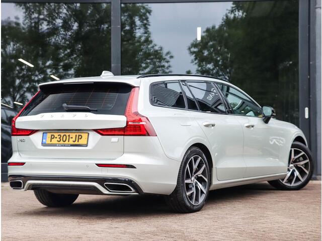 Volvo V60 2.0 T6 Recharge AWD R-Design