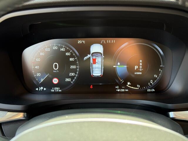 Volvo V60 2.0 T6 Recharge AWD Inscription Panodak Trekhaak HenK Head-Up