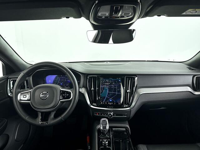 Volvo V60 T6 Aut. Plug-in hybrid AWD Plus Dark | Panoramadak | 360° camera | Harman Kardon | Trekhaak