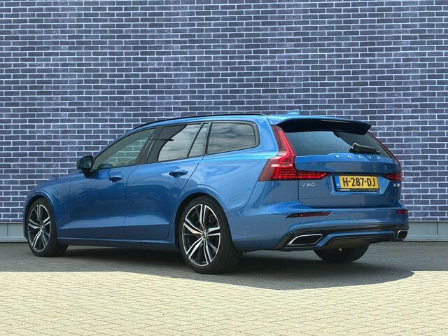 Volvo V60 2.0 T5 R-Design | Trekhaak | Adaptive cruise control | Panoramadak | Stoel- en stuurwielverwarming | DAB+ radio | Standkachel | Verwarmbare achterbank |