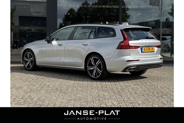 Volvo V60 2.0 B3 AUT Momentum Advantage Trekhaak | Camera |