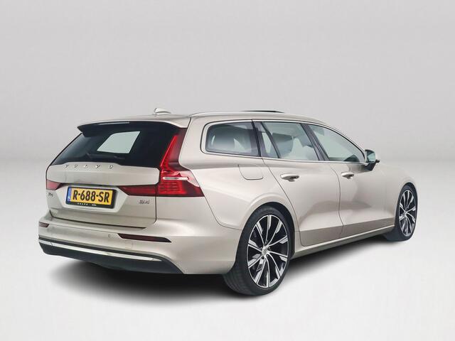Volvo V60 B4 Aut. Ultimate Bright | Panoramadak | 360° camera | Harman Kardon