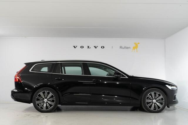 Volvo V60 T6 340PK Automaat Recharge AWD Inscription Semi-elektrisch inklapbare trekhaak / Lederen bekleding / Stoel- en stuurverwarming / Harman Kardon / Volvo On-Call / Keyless Entry / Elektrische stoelen met geheugen / Apple Carplay /