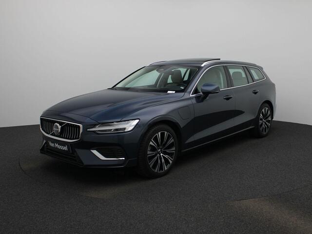 Volvo V60 2.0 T6 Plug-in hybrid AWD Ultimate Bright | Panorama Dak | Lederen Bekleding | Stoel / Stuur Verwarming | Apple Carplay / Android Auto | Bowers & Wilkins Geluid installatie |
