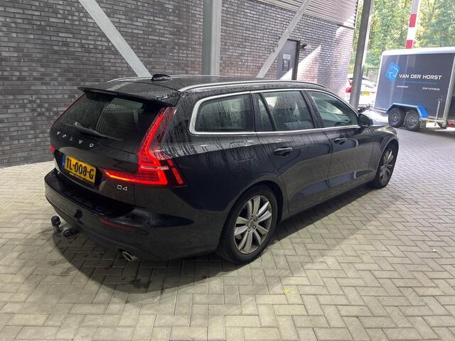 Volvo V60 D4 Momentum | Automaat | ACC | BLIS | Stoel+Stuurverwarming | Apple Carplay