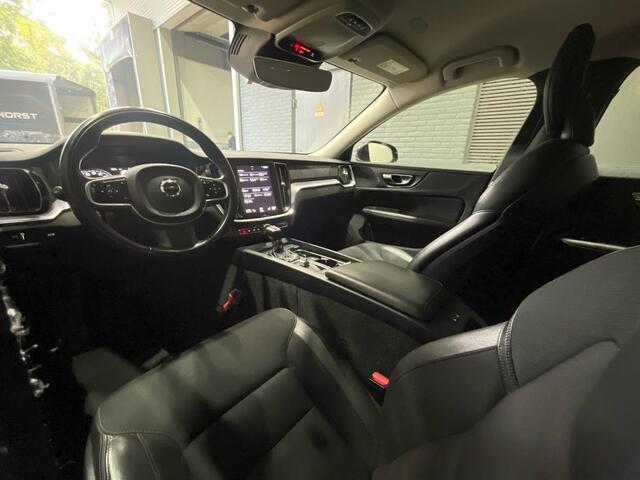 Volvo V60 D4 Momentum | Automaat | ACC | BLIS | Stoel+Stuurverwarming | Apple Carplay