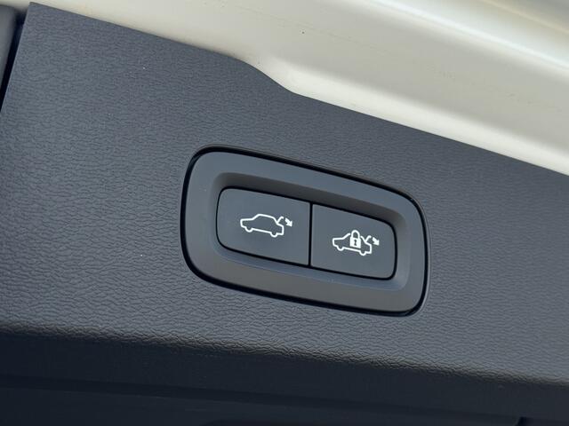 Volvo V60 2.0 T8 Recharge AWD Inscription | Panoramadak | 360° camera