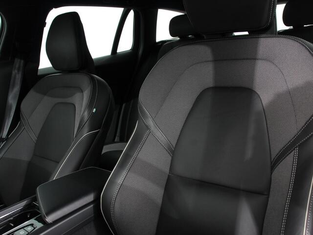 Volvo V60 2.0 B4 R-Design Navigatie Camera Climate Control Parkeer Sensoren Cruise Control Adaptive Verwarmde voorstoelen Lichtmetalen Velgen