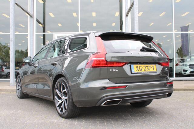 Volvo V60 T5 Momentum | Verw. Voorstoelen | El. Trekhaak | DAB | PDC voor + achter