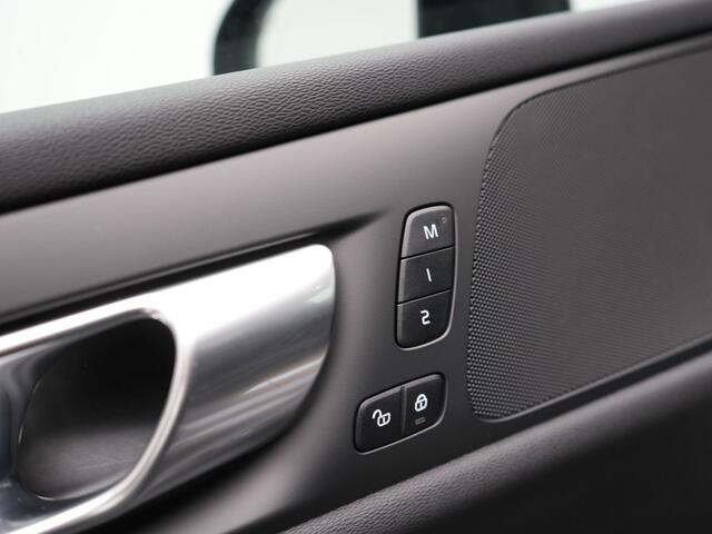 Volvo V60 T6 Plus Dark AWD Plug In Hybrid 340pk Dealer O.H PHEV | Trekhaak Af Fabriek | Adaptive Cruise | Camera | Lederen Sportstoelen Memory & Verwarmd | Google Assistant & Maps | Apple Carplay | Pilot Assist | Blis | Virtual | Navigatie | DAB |