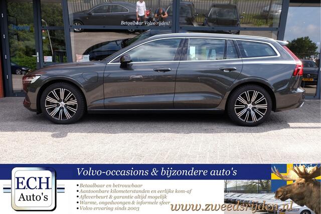 Volvo V60 2.0 T6 Twin Engine AWD Inscription, Leer, Apple CarPlay, Stoelverwarming, Elektr. stoel