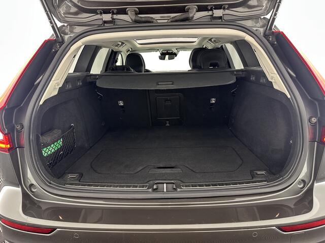Volvo V60 2.0 T6 Plug-in hybrid AWD Plus Bright (INCL.BTW) *PANO | LUXURY-LEATHER | FULL-LED | DIGI-COCKPIT | NAVI-FULLMAP | HEATED-SPORTSEATS | KEYLESS | ECC | PDC | CRUISE | 18''ALU*