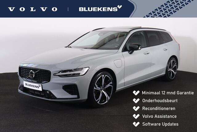 Volvo V60 T6 Recharge AWD Ultra Dark - Panorama/schuifdak - IntelliSafe Assist & Surround - 360º Camera - Harman/Kardon audio - Adaptieve LED koplampen - Verwarmde voorstoelen, stuur & achterbank - Parkeersensoren voor & achter - Elektr. bedienb. voorstoelen met ge