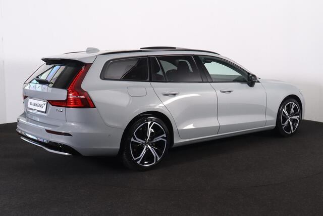 Volvo V60 T6 Recharge AWD Ultra Dark - Panorama/schuifdak - IntelliSafe Assist & Surround - 360º Camera - Harman/Kardon audio - Adaptieve LED koplampen - Verwarmde voorstoelen, stuur & achterbank - Parkeersensoren voor & achter - Elektr. bedienb. voorstoelen met ge
