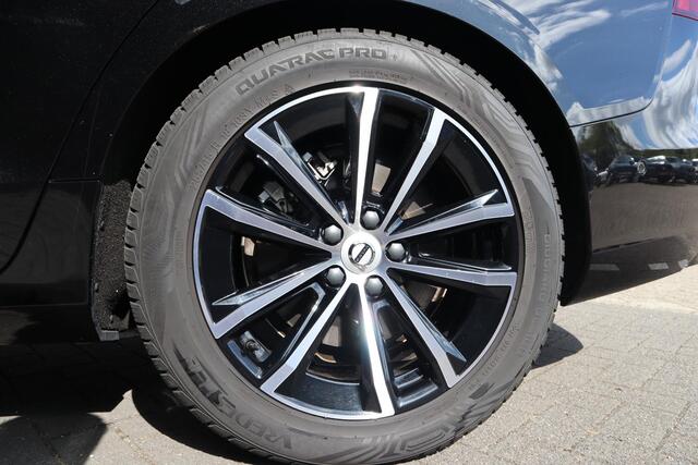 Volvo V60 2.0 T6 Plug-in hybrid AWD Plus Dark | Schuif/kanteldak | 360-camera | Voorruitverwarming |