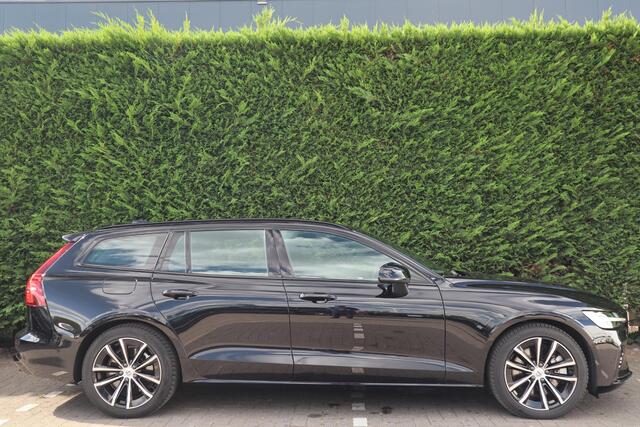 Volvo V60 2.0 T6 Plug-in hybrid AWD Plus Dark | Schuif/kanteldak | 360-camera | Voorruitverwarming |