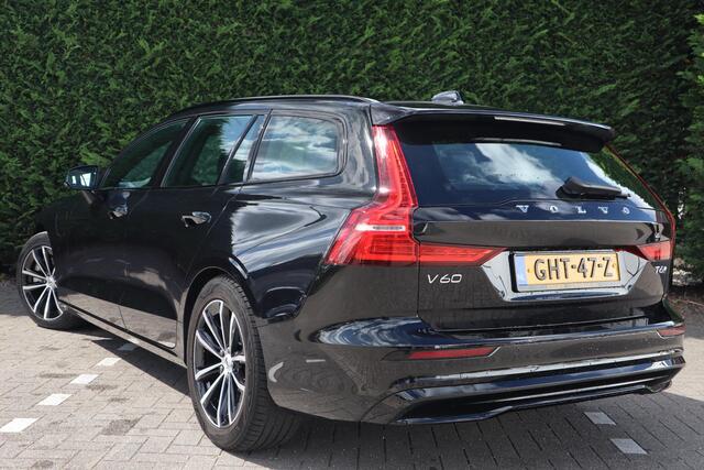 Volvo V60 2.0 T6 Plug-in hybrid AWD Plus Dark | Schuif/kanteldak | 360-camera | Voorruitverwarming |