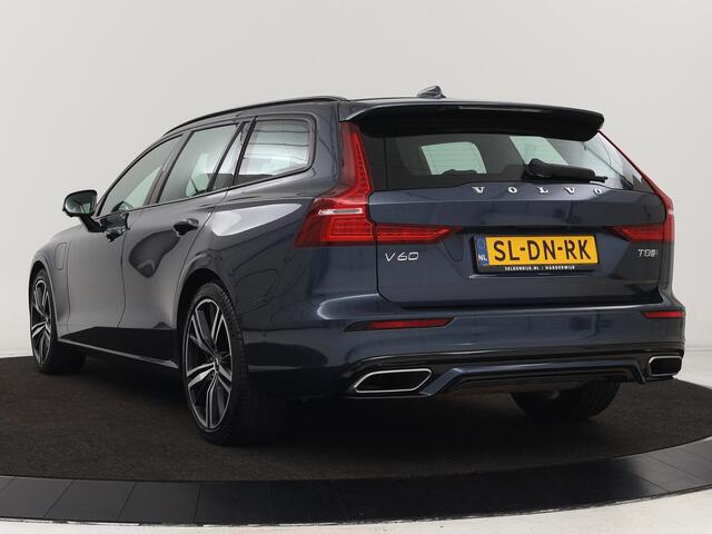 Volvo V60 2.0 T8 Recharge AWD R Design | Panoramadak | Leder | 360 Camera | Head-Up | Stoelverwarming | Carplay | Navigatie | Memory | PHEV | Plug In