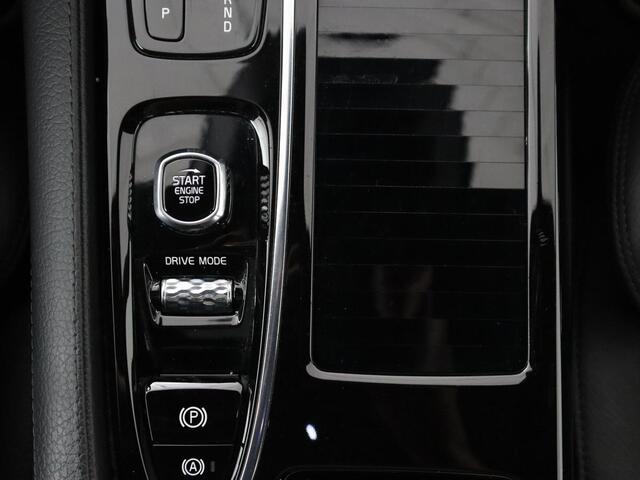 Volvo V60 2.0 T8 Recharge AWD R Design | Panoramadak | Leder | 360 Camera | Head-Up | Stoelverwarming | Carplay | Navigatie | Memory | PHEV | Plug In