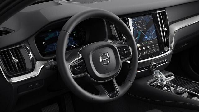 Volvo V60 2.0 T6 Plug-in hybrid AWD Plus Dark Schuif/kantel dak l 360 graden Camera l Head-up Display