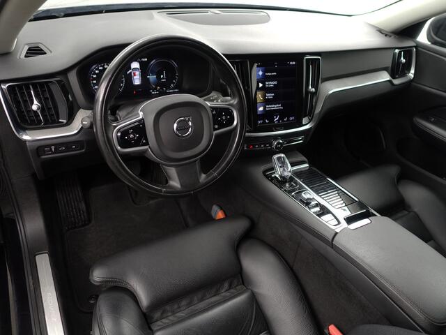 Volvo V60 2.0 T6 Recharge AWD Inscription Aut- Stuur/Stoelverwarming, Elek Trekhaak, CarPlay, Android Auto, Xenon Led, Leder Interieur