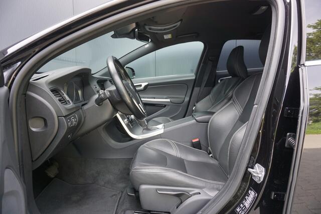 Volvo V60 1.5 T3 Polar+ Dynamic | Origineel NL | Leder | Trekhaak | Cruise Control | Navigatie | PDC | 17'' LM |