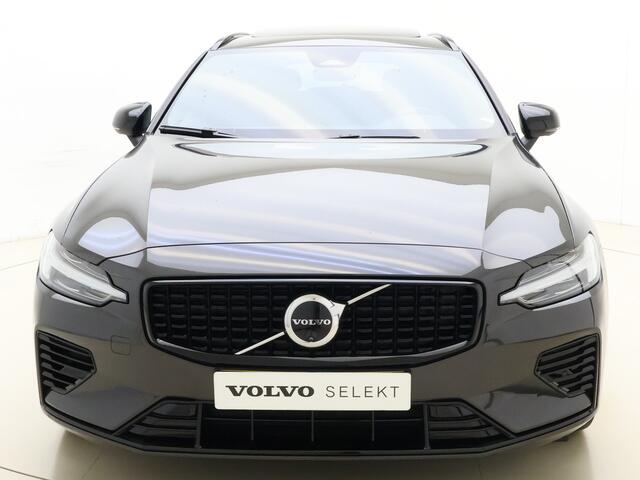 Volvo V60 T6 350pk AWD Plus Dark / Contourstoelen / Panorama dak / Harman en Kardon audio / Camera rondom /