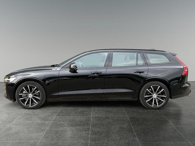 Volvo V60 2.0 T6 Plug-in hybrid AWD Plus Dark | Stoelverwarming | Sportstoelen | Trekhaak | Verwarmbare voorruit |