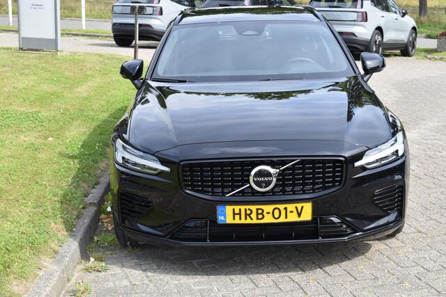 Volvo V60 2.0 T6 350 PK Plug-in hybrid AWD Plus Dark ACC | Pilot Assist | Stoel stuurverwarming | Camera | Harman Kardon