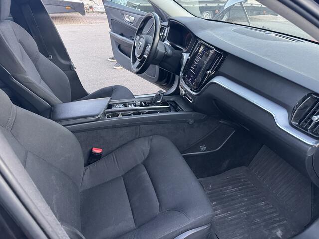 Volvo V60 2.0 B4 Benzine 2020 Zwart EX BPM
