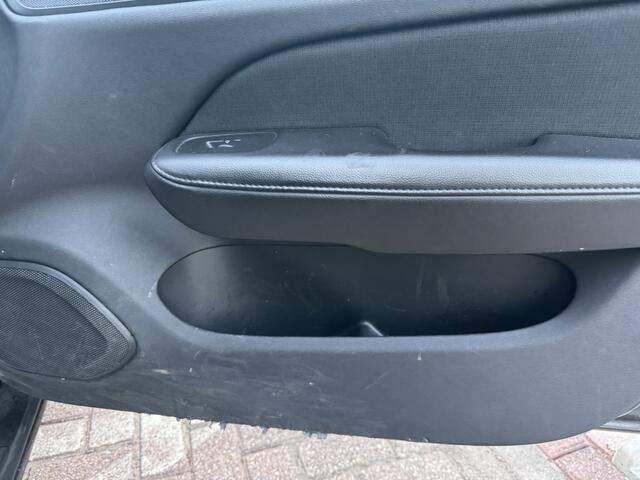 Volvo V60 2.0 B4 Benzine 2020 Zwart EX BPM