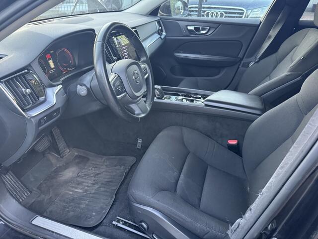 Volvo V60 2.0 B4 Benzine 2020 Zwart EX BPM