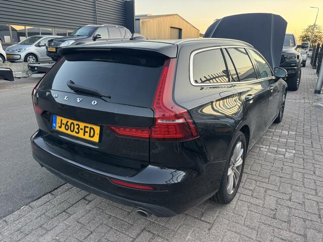 Volvo V60 2.0 B4 Benzine 2020 Zwart EX BPM