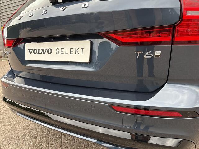 Volvo V60 T6 Plug-in hybrid AWD Plus Dark / Rondomzichtcamera / Elektr. inklapbare trekhaak / Harman/Kardon /