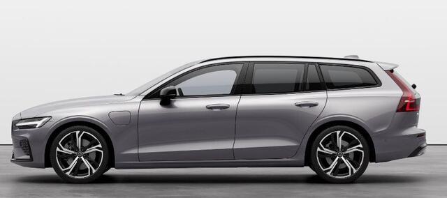 Volvo V60 T6 350PK Automaat Plug-in hybrid AWD Ultra Dark / Panoramadak / Napa leder / Open grid textiel / Extra getint glas / 19 5-Triple spaaks velgen / Harman Kardon