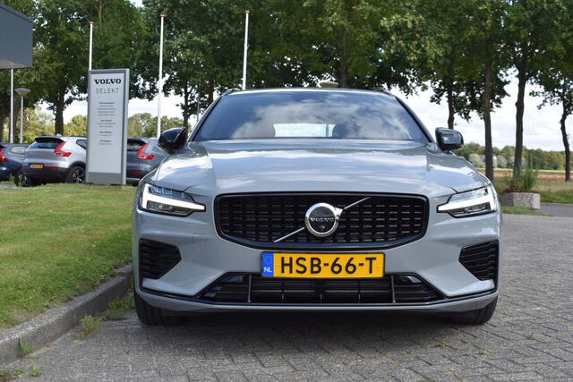 Volvo V60 T6 350PK Plug-in hybrid AWD Plus Dark ACC | Pilot Assist | Harman Kardon | 360 Camera | BLIS | Trekhaak | Stoel en Stuurwiel verwarming