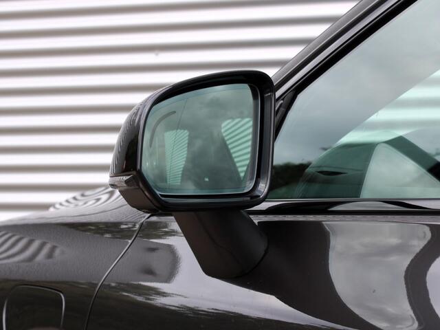 Volvo V60 2.0 T6 Plug-in hybrid AWD Plus Dark Automaat / 360* camera / Trekhaak / Verwarmd voorraam / Google Maps