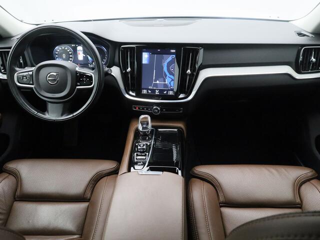 Volvo V60 2.0 T8 Recharge AWD Inscription | CARPLAY | H&K | MEMORY | STOELVERWARMING