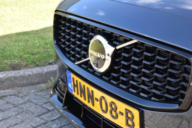 Volvo V60 T6 350PK Plug-in hybrid AWD Plus Dark H&K | Trekhaak | 360 Camera | ACC | Stoel-Stuur verwarming